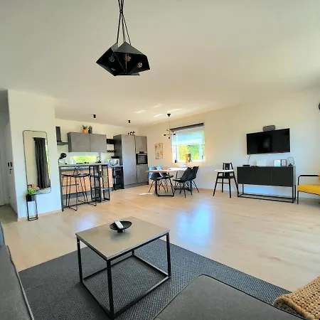 Ruza: Pet-friendly Istrian Retreat With Pool And Playground Villa *