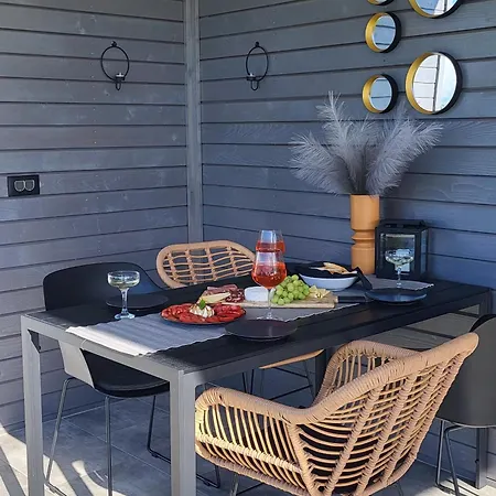 Villa Ruza: Pet-friendly Istrian Retreat With Pool And Playground