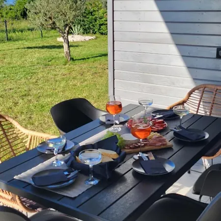 Villa Ruza, Pet Friendly With Private Pool And Playground In Istria, Saturdays Check In And Out *