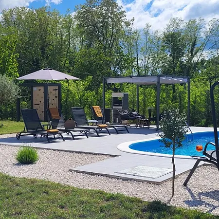 Ruza, Pet Friendly With Private Pool And Playground In Istria, Saturdays Check In And Out
